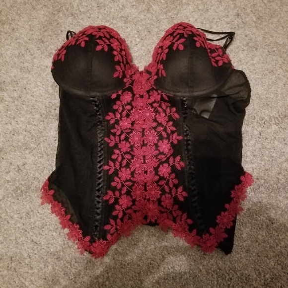 Bustier - Picture 6 of 8